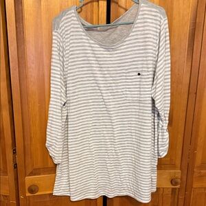 Faded Glory Light Gray Striped Long Sleeve Top